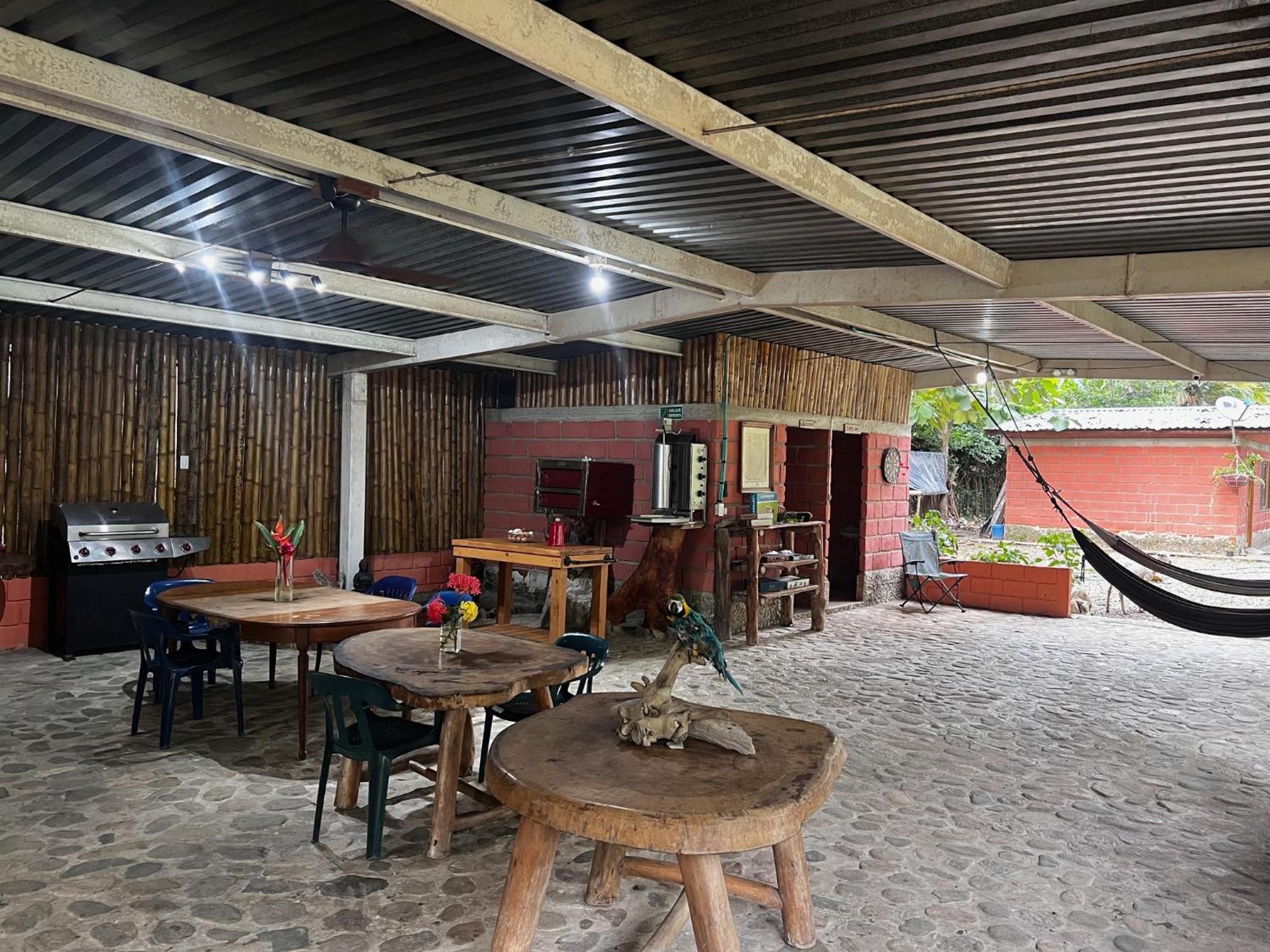 Hostel Hacienda Valencia Guachaca Exterior foto